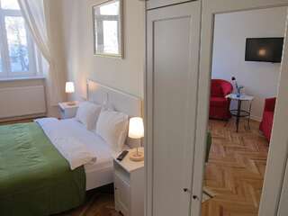 Гостевой дом On The Square Guesthouse Львов Суперлюкс-15