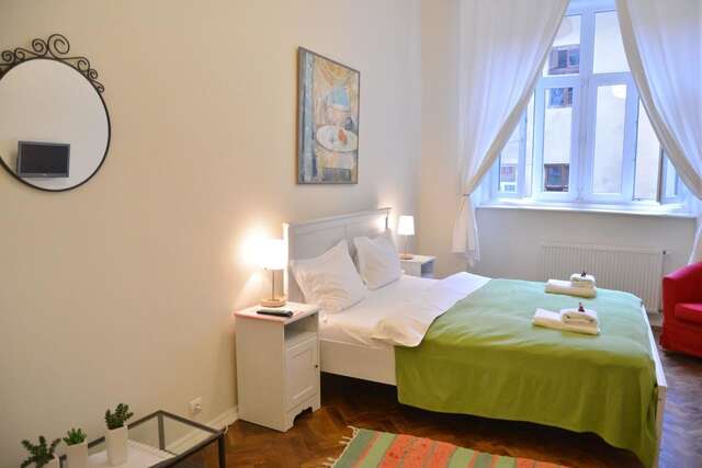 Гостевой дом On The Square Guesthouse Львов-16