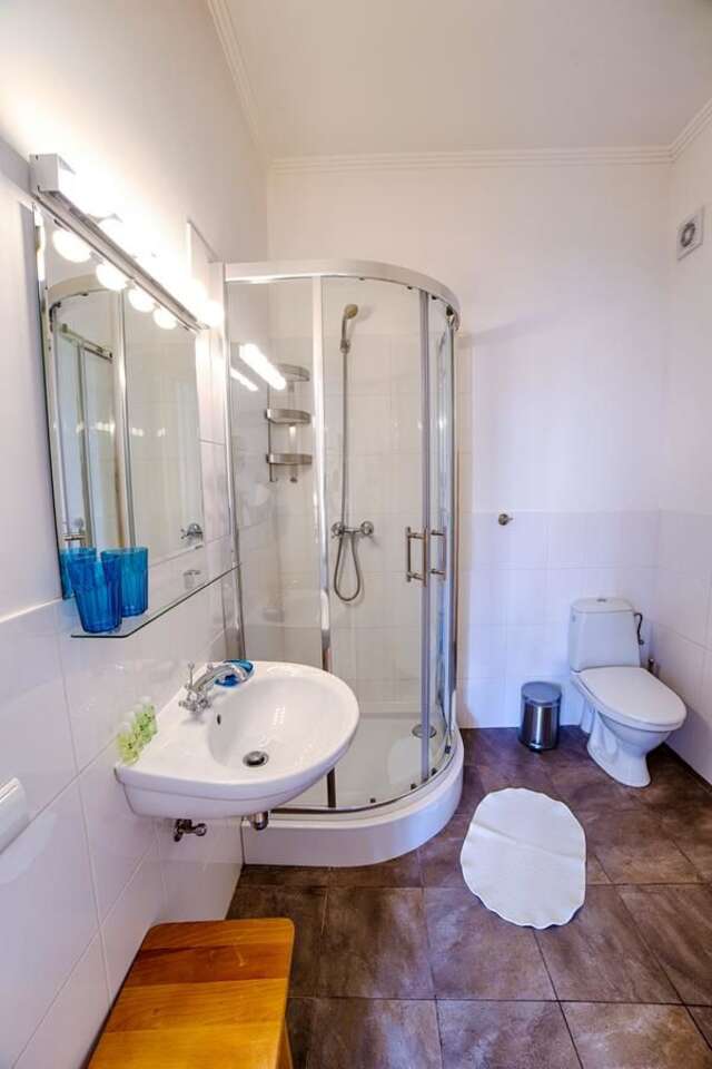 Гостевой дом On The Square Guesthouse Львов-28