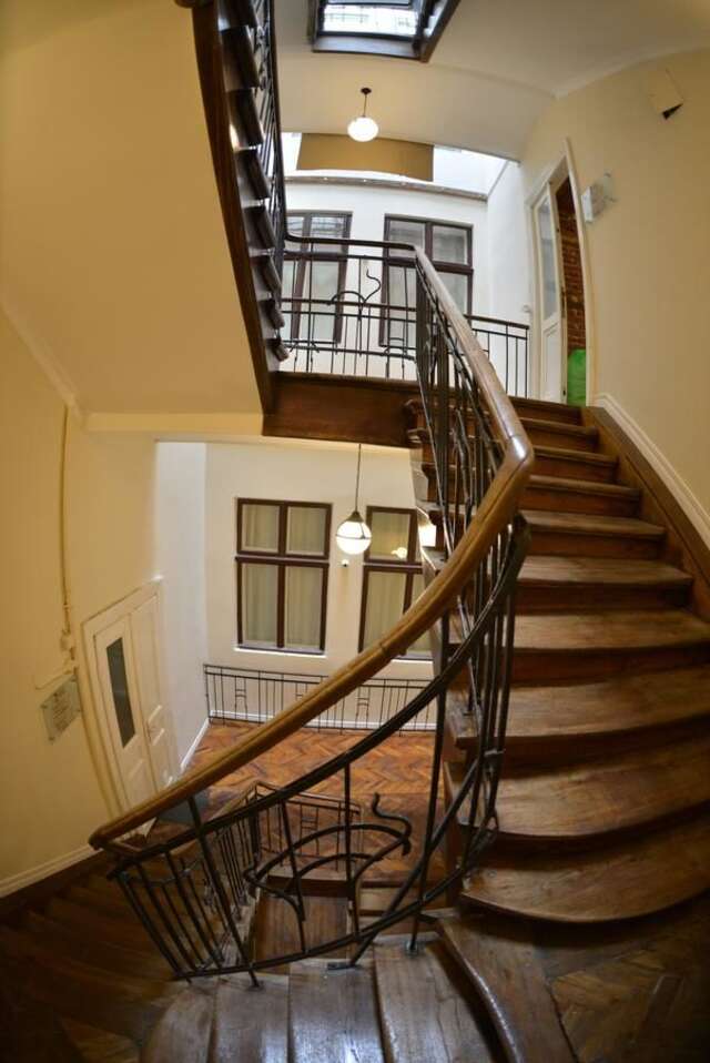 Гостевой дом On The Square Guesthouse Львов-37