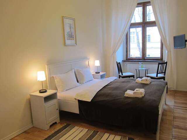 Гостевой дом On The Square Guesthouse Львов-41