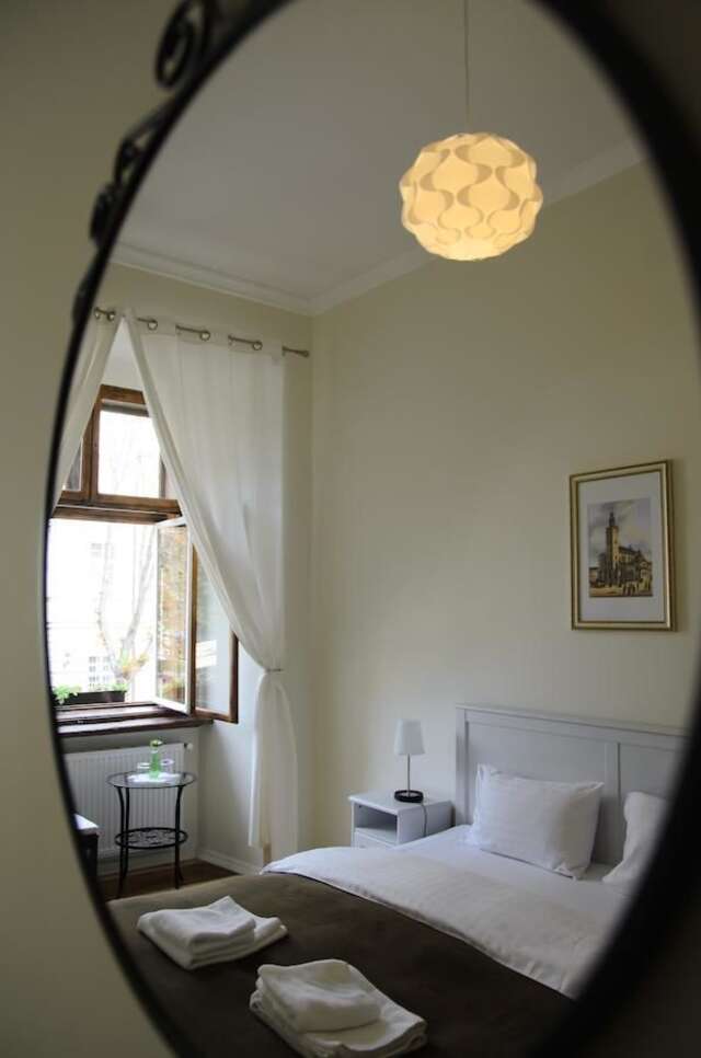 Гостевой дом On The Square Guesthouse Львов-46