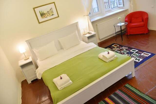 Гостевой дом On The Square Guesthouse Львов-62